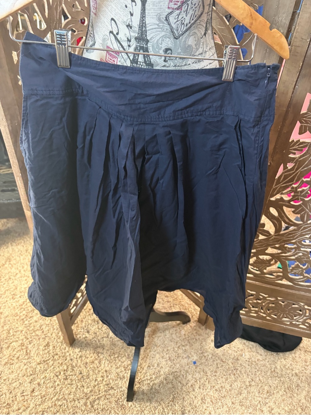 Banana Republic Black Pleated Skirt